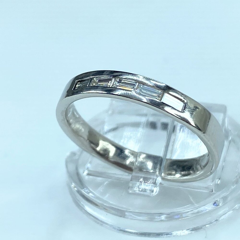 JR9317 B&N London Platinum 950 0.24ct Baguette diamond wedding band 5.7g s8 - Picture 6 of 8